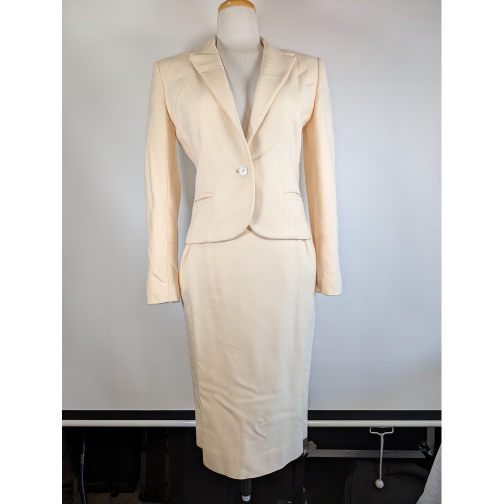 Vintage David Hayes Cream Matching  With Skirt 100% Wool Skirt 27in Blazer Med